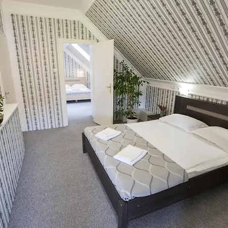 Apartament Panzio Status Hajdúszoboszló