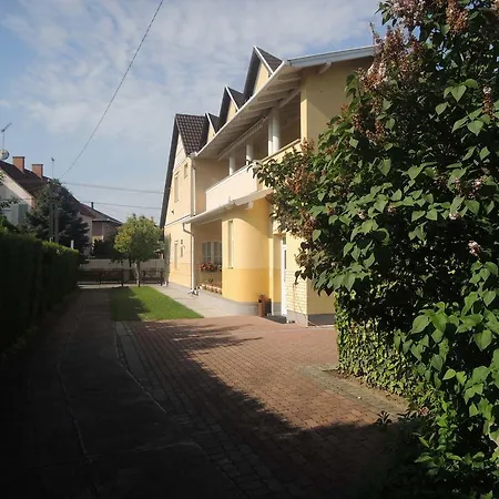 Panzio Status Apartmán Hajdúszoboszló